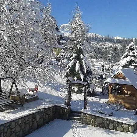 Nyaraló Goralski Na Pastwisku *